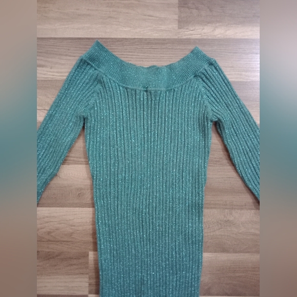 #403It's Our Time Women's Aqua Color with Metallic thread sweater. Size: XL - Picture 2 of 4